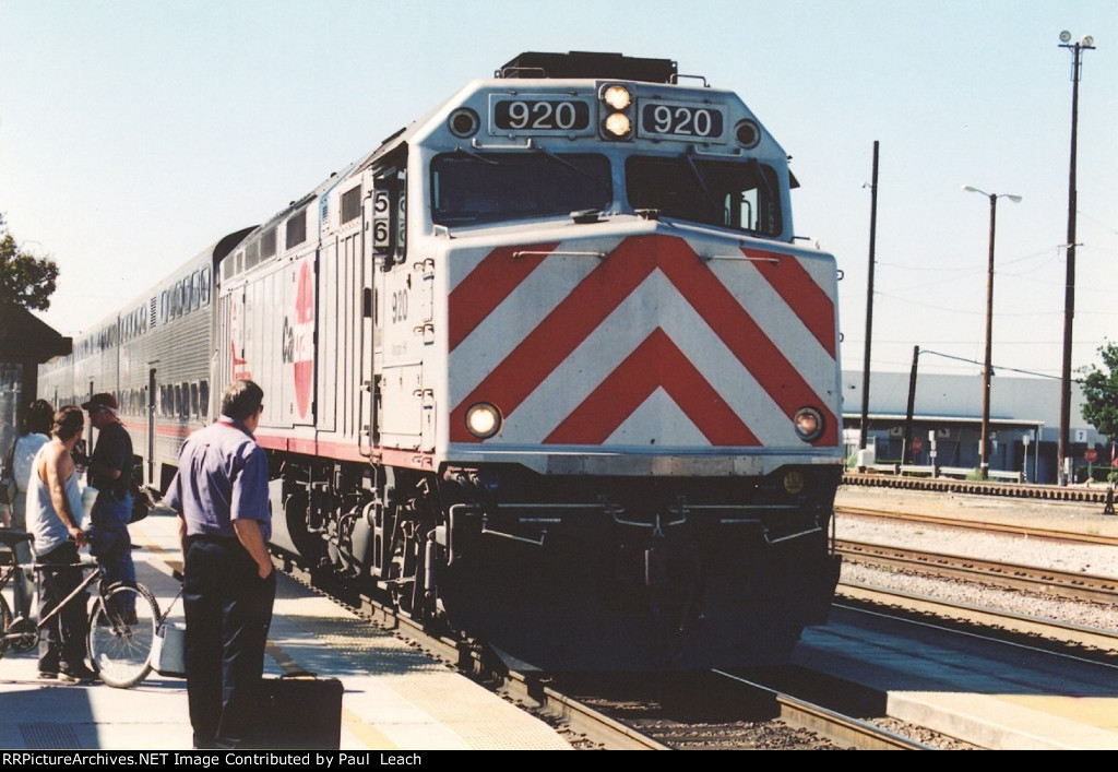 Outbound commuter comes into the station